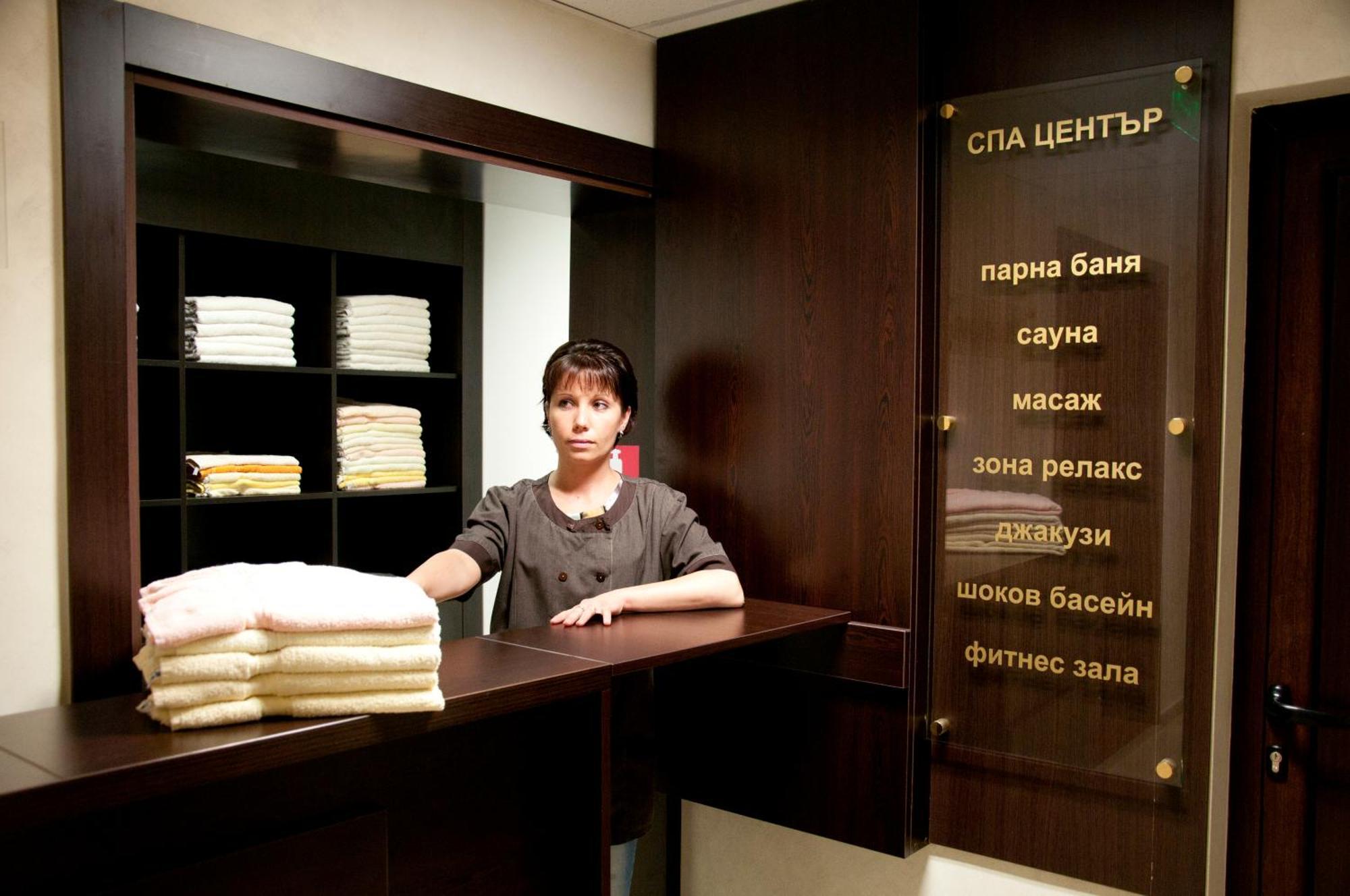 Everest Hotel Etropole ภายนอก รูปภาพ
